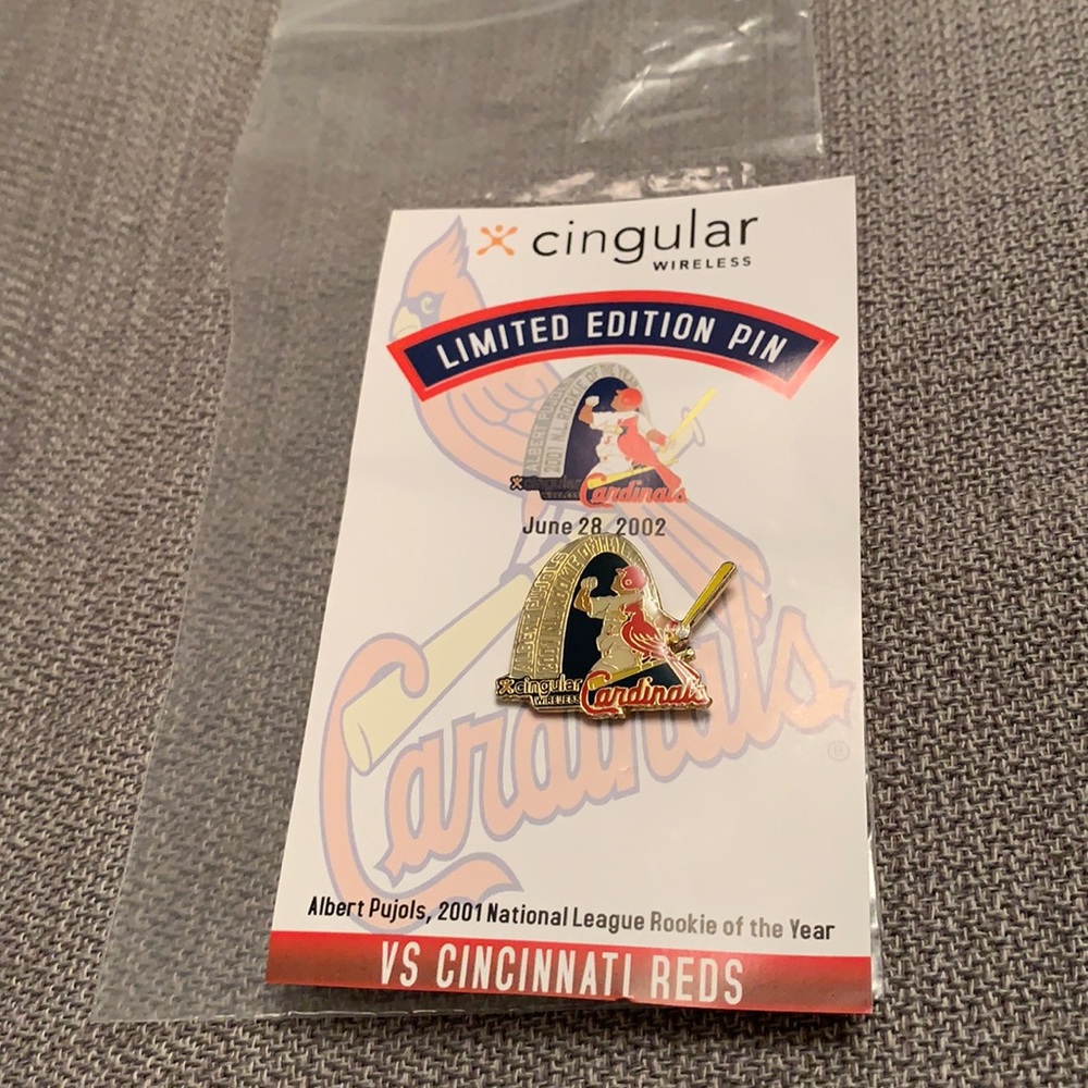 Vintage Collectors Cingular Wireless Limited Edition Pin Albert Pujols 6/28/2002